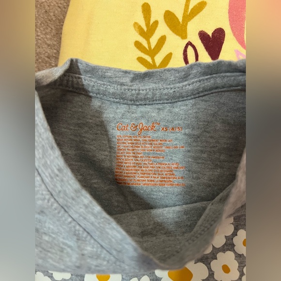 Girls T-Shirt 5T Bundle - Picture 4 of 5